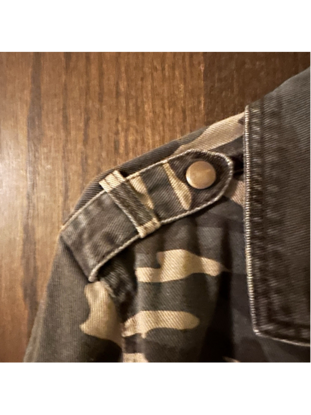Forever 21 Casual camo jacket. Size Sm - Picture 5 of 6